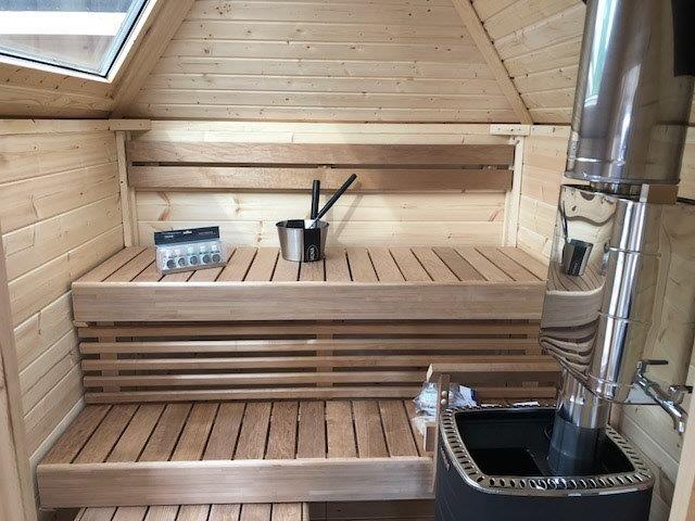 Finse Sauna Kota met dakraam voor extra daglicht